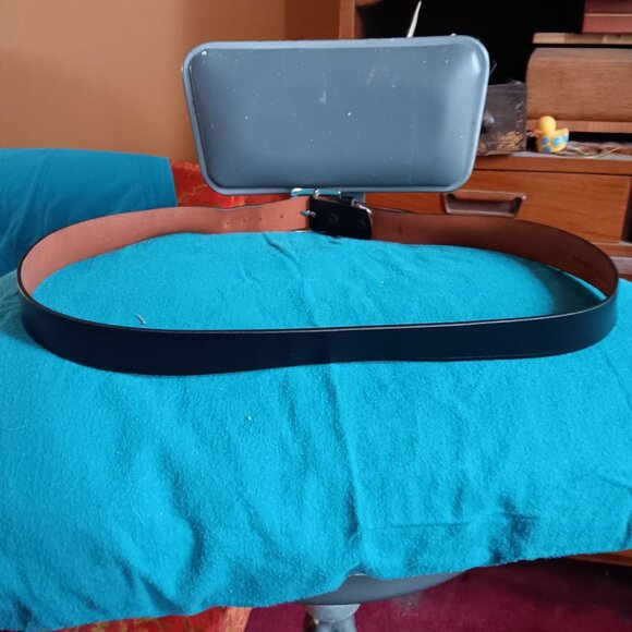 Vintage Mens 44 Leather Black India 1990's With Silver Buckle - Picture 3 of 6